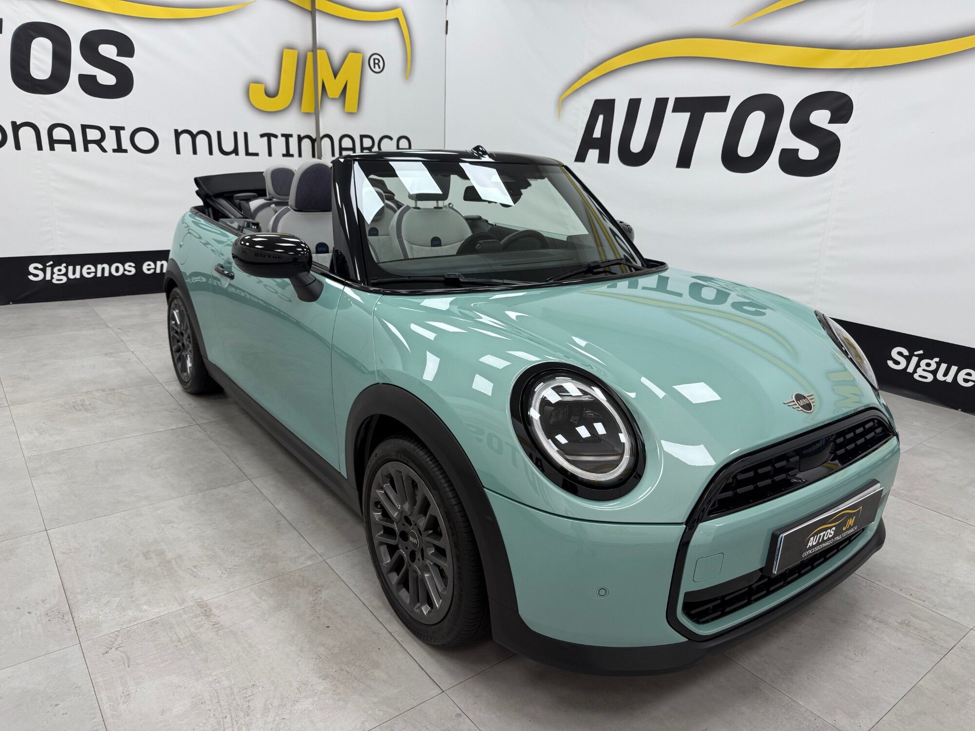 Foto del MINI Mini Cooper 3 Puertas C Classic Aut.