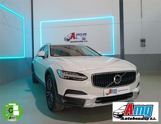 VOLVO V90 Cross Country (D4 AWD Aut.) en Cádiz