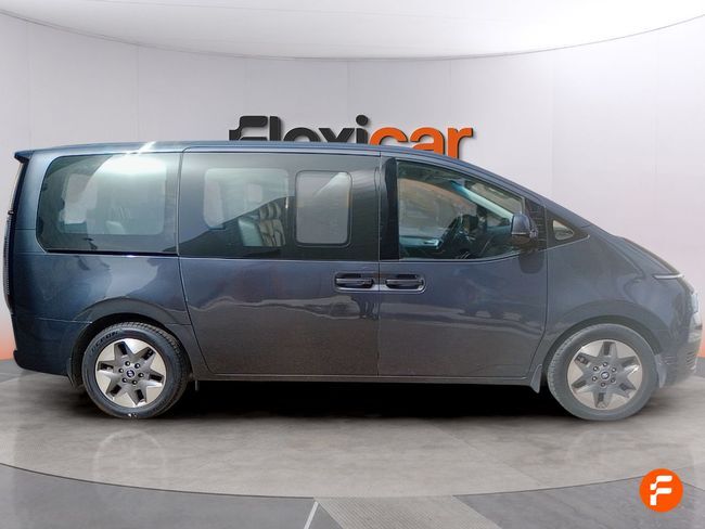 Foto del HYUNDAI Staria 2.2CRDi 9S Tecno 177 Aut.