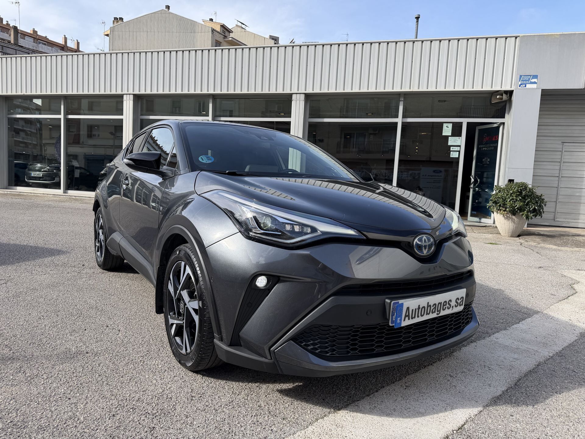 Imagen 3 de TOYOTA C-HR