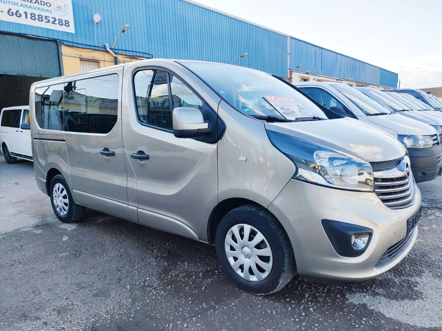 Foto del OPEL Vivaro Combi 9 1.6CDTi Biturbo S-S 29 L1 145