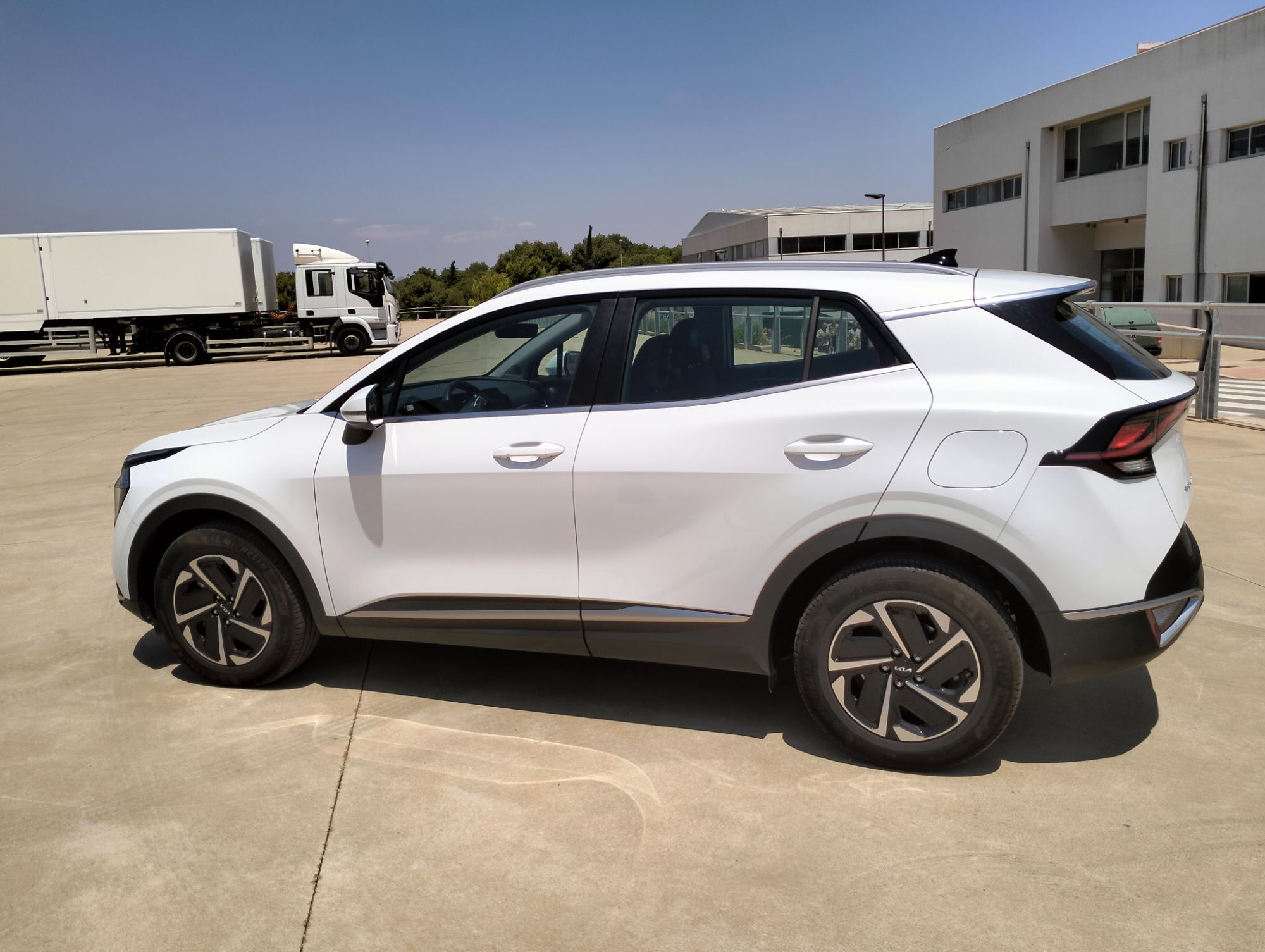 Foto del KIA Sportage 1.6 T-GDi HEV Drive