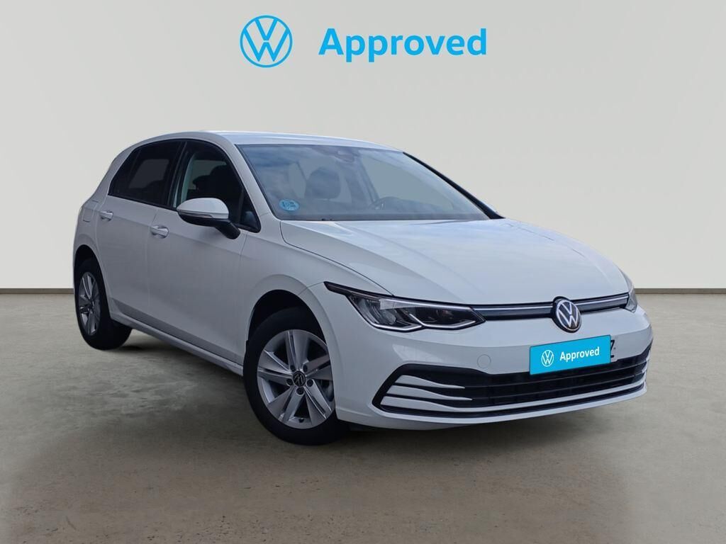 VOLKSWAGEN Golf (Life 1.5 TSI 96 kW (130 CV)) en Ávila