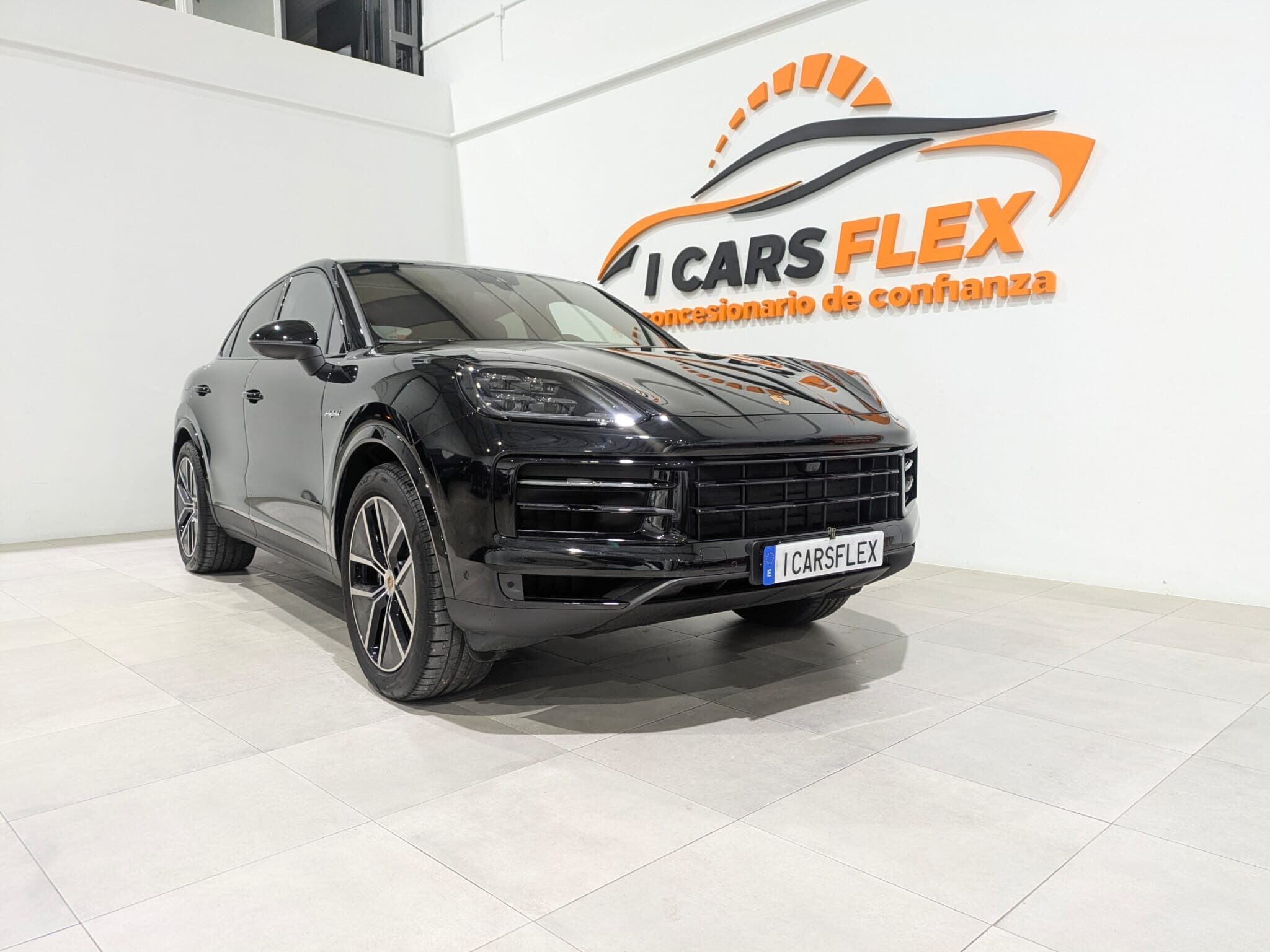 PORSCHE Cayenne (EHybrid) en Sevilla