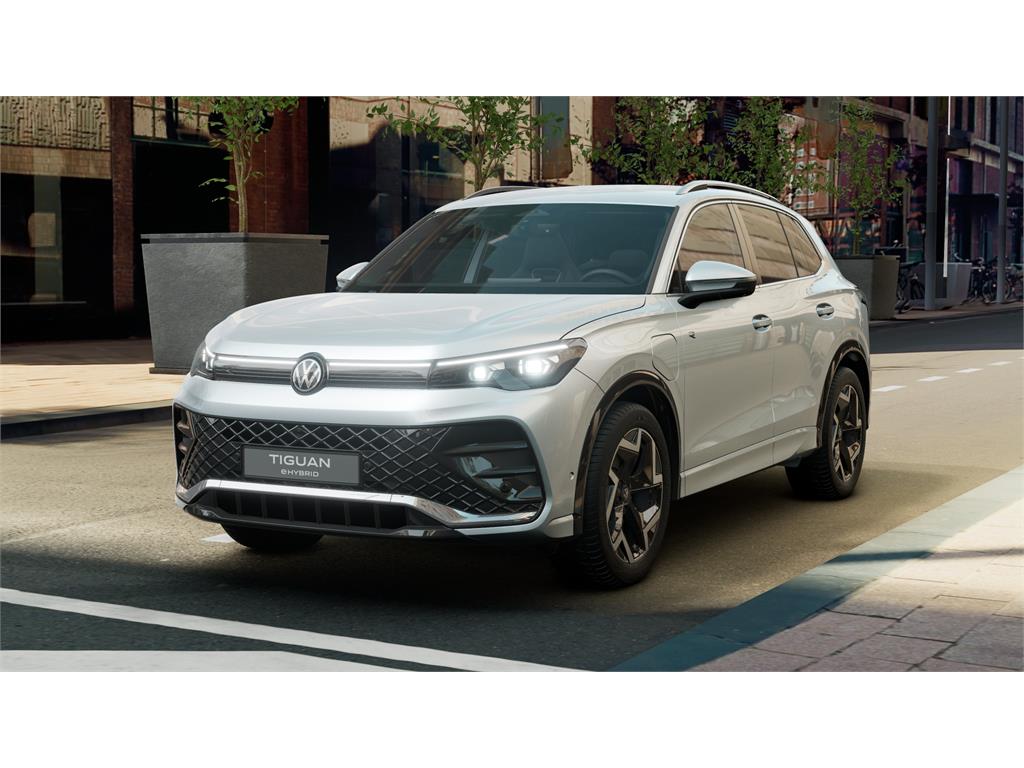VOLKSWAGEN Tiguan (R-Line 1.5 TSI eHybrid 150kW (204CV) DSG) en Barcelona