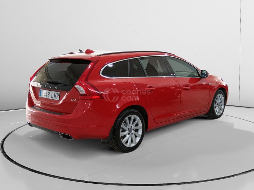 Foto del VOLVO V60 D4 Momentum Aut. 190
