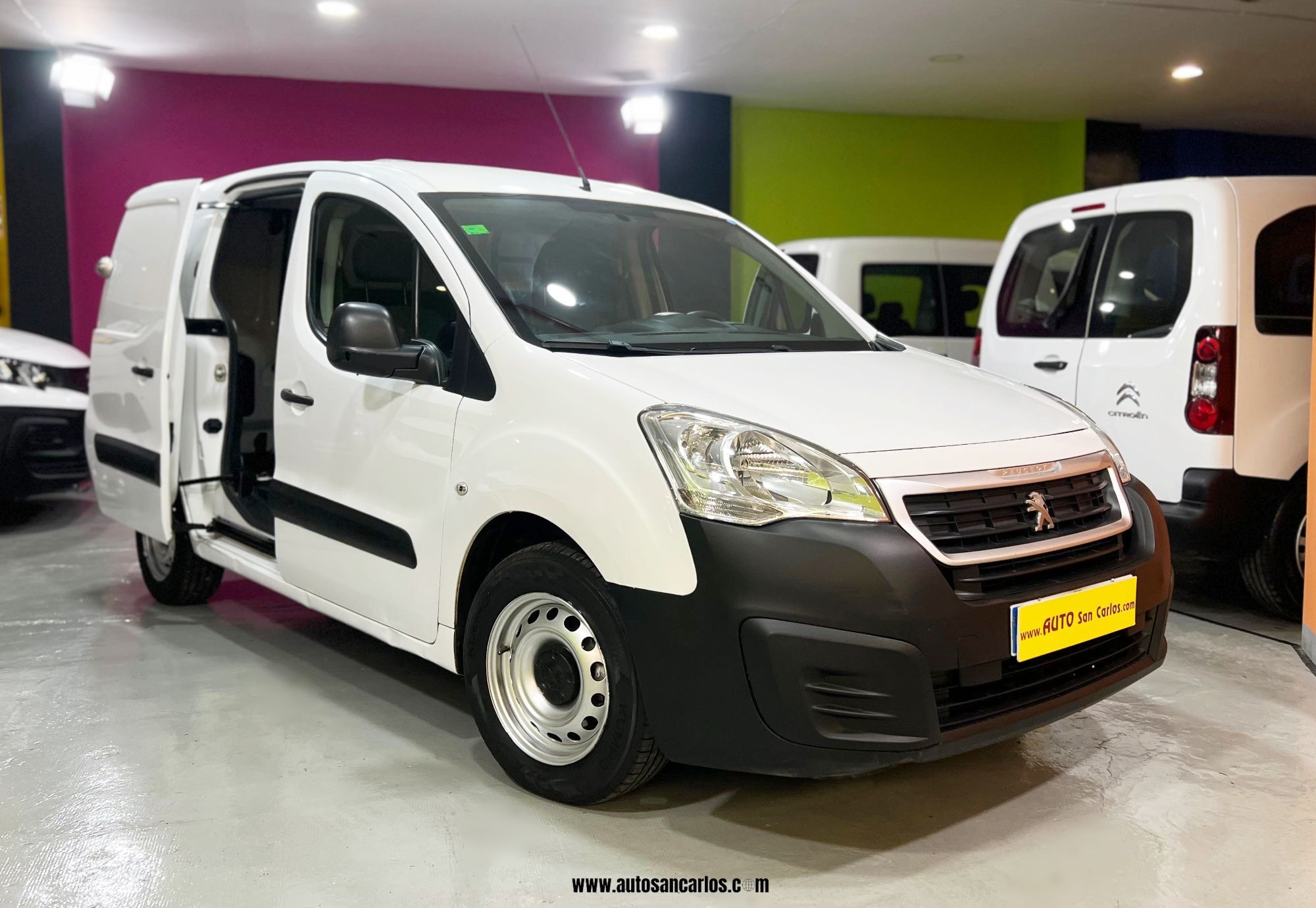 PEUGEOT Partner (Furgón 1.6BlueHDI Confort L1 75) en Barcelona