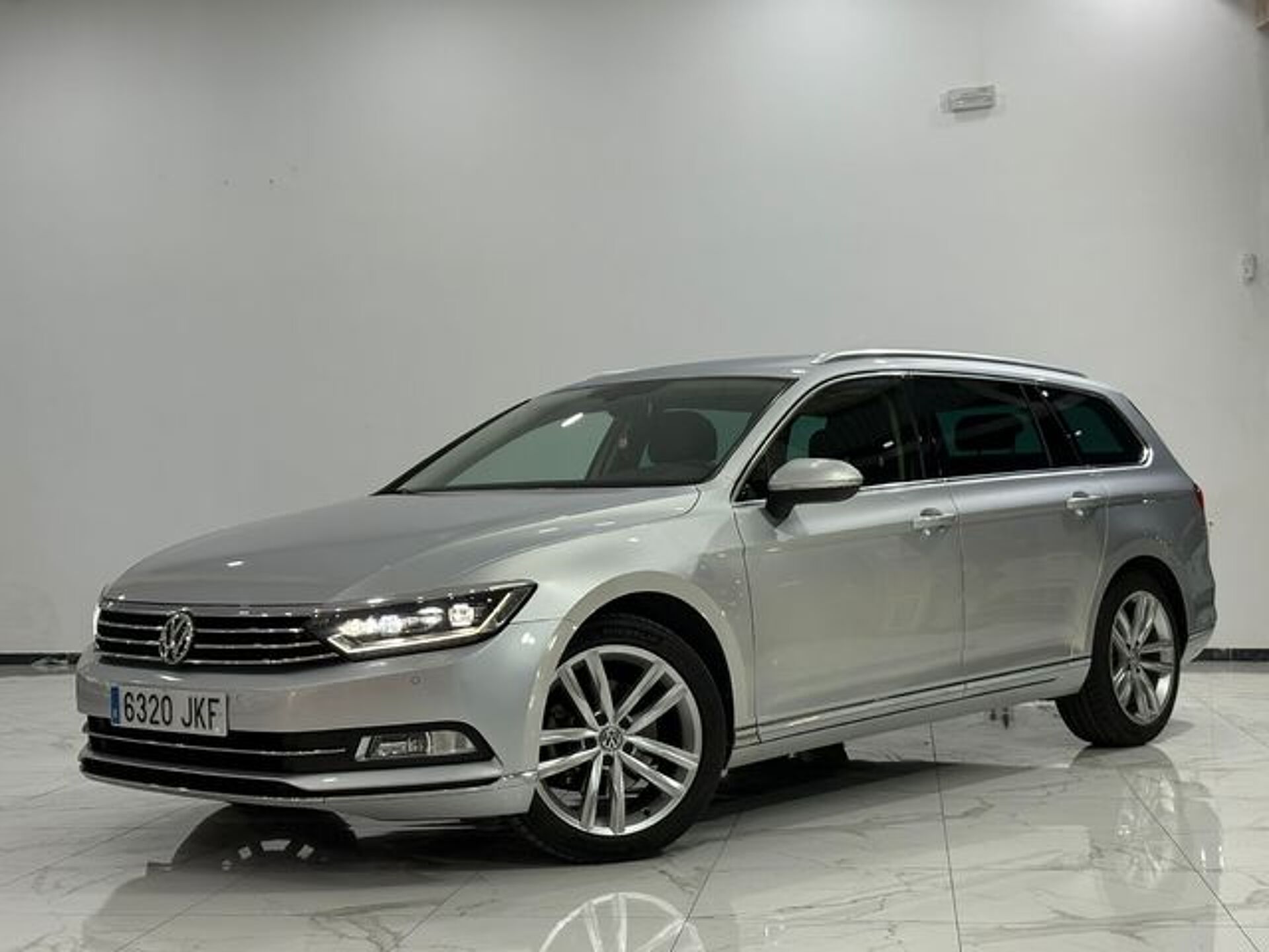 Imagen 1 de VOLKSWAGEN Passat