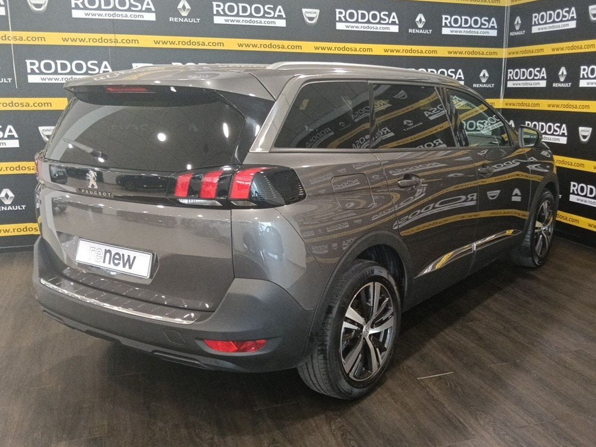 Imagen 2 de PEUGEOT 5008