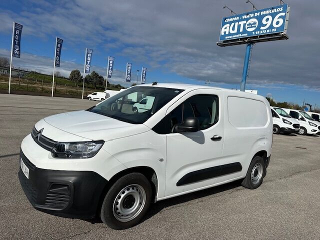Foto del CITROEN Berlingo Van BlueHDi S&S Talla M Control 100