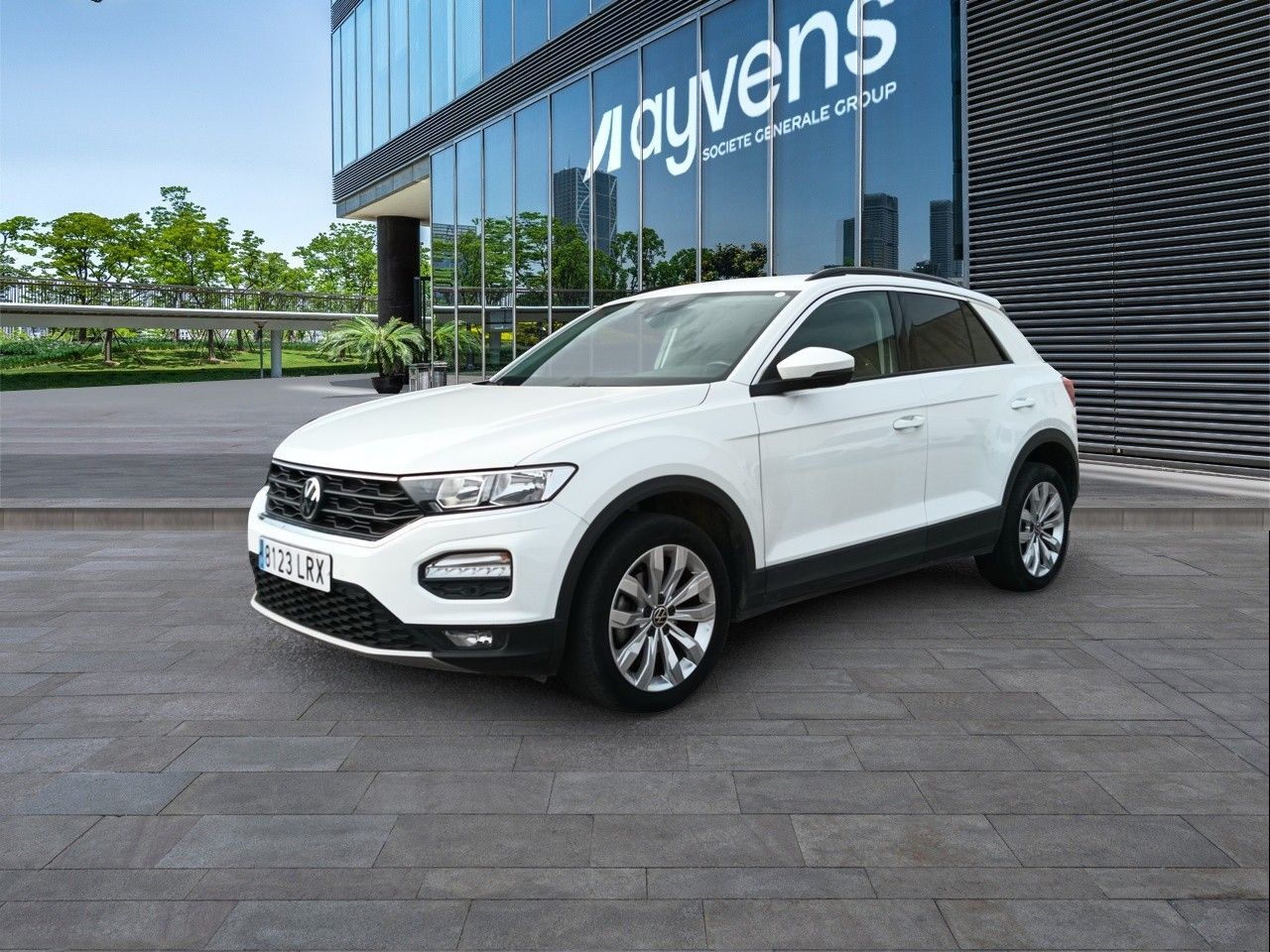 VOLKSWAGEN T-Roc (Advance 1.0 TSI 81 kW (110 CV)) en Madrid