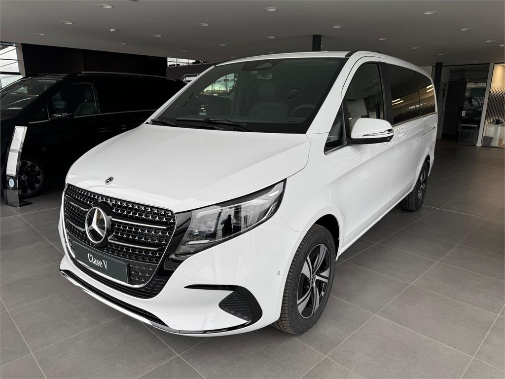 MERCEDES Clase V (220 d Avantgarde Largo) en Lugo