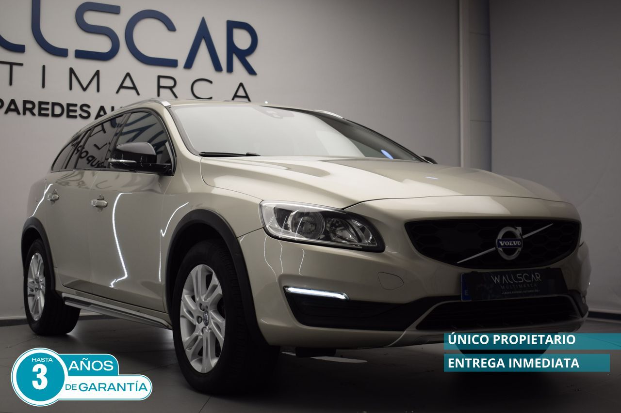 VOLVO V60 (2.0 D3 Momentum Auto) en Alicante