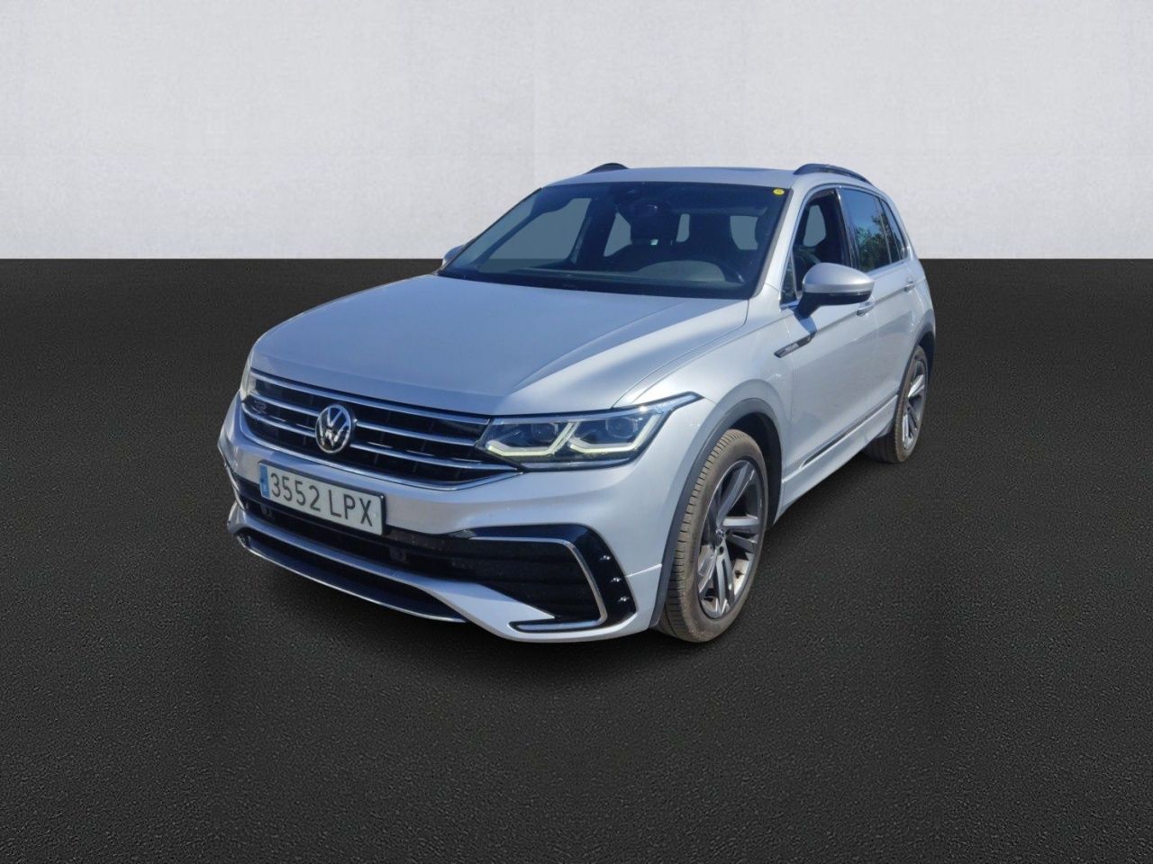 VOLKSWAGEN Tiguan (R-Line 2.0 TDI 110 kW (150 CV) DSG) en Madrid