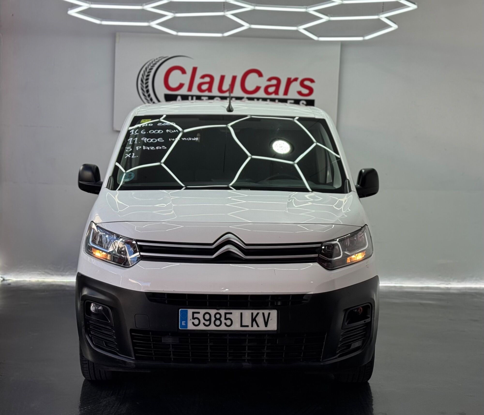 Foto del CITROEN Berlingo Van BlueHDi S&S Talla XL Club 100