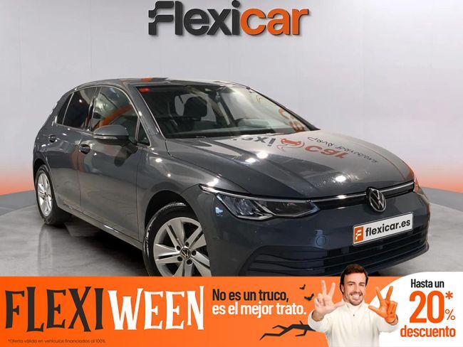 VOLKSWAGEN Golf (Life 1.5 eTSI 96kW (130CV) DSG) en Barcelona