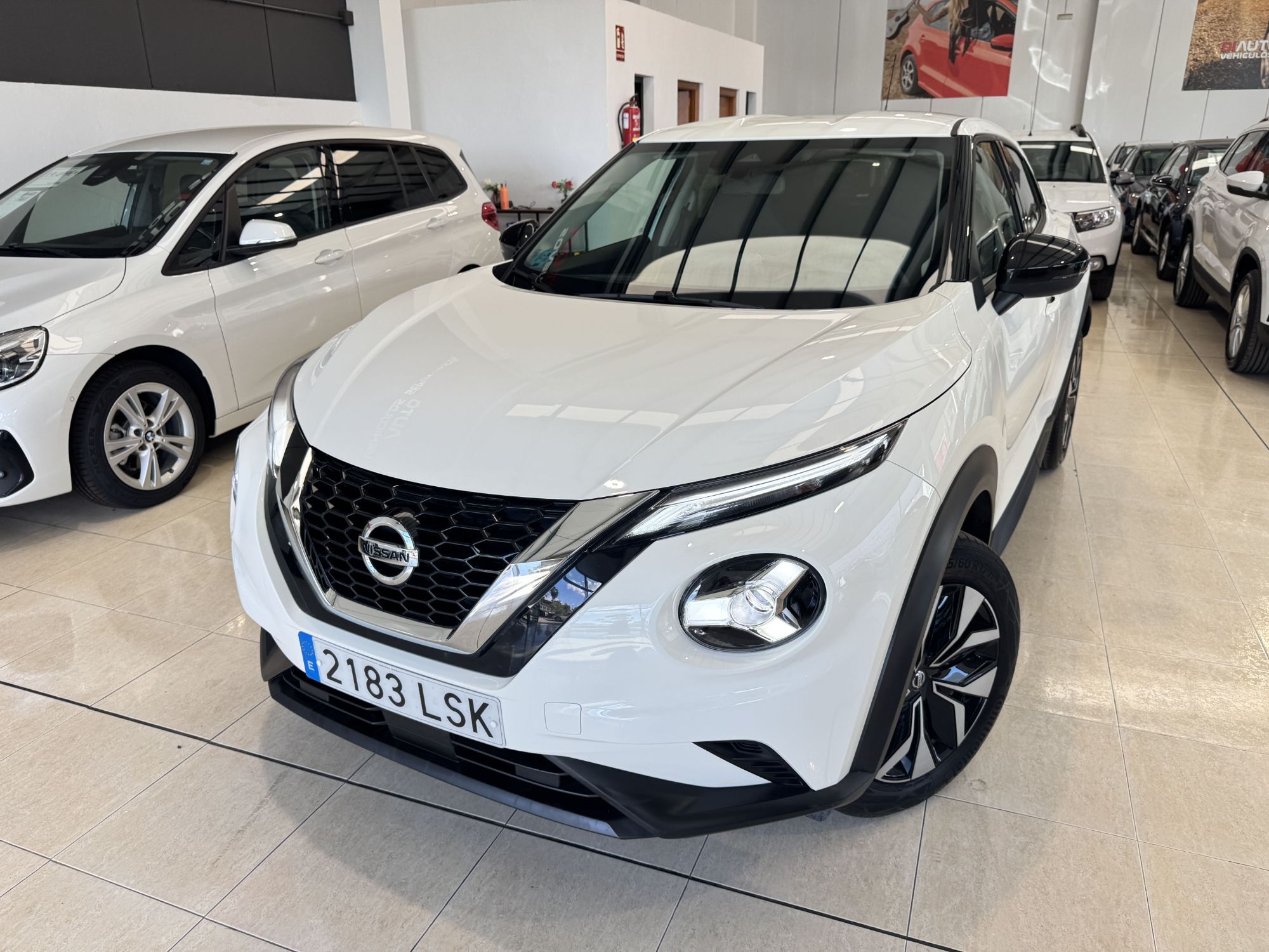 NISSAN Juke (1.0 DIG-T Acenta 4x2 114) en Málaga