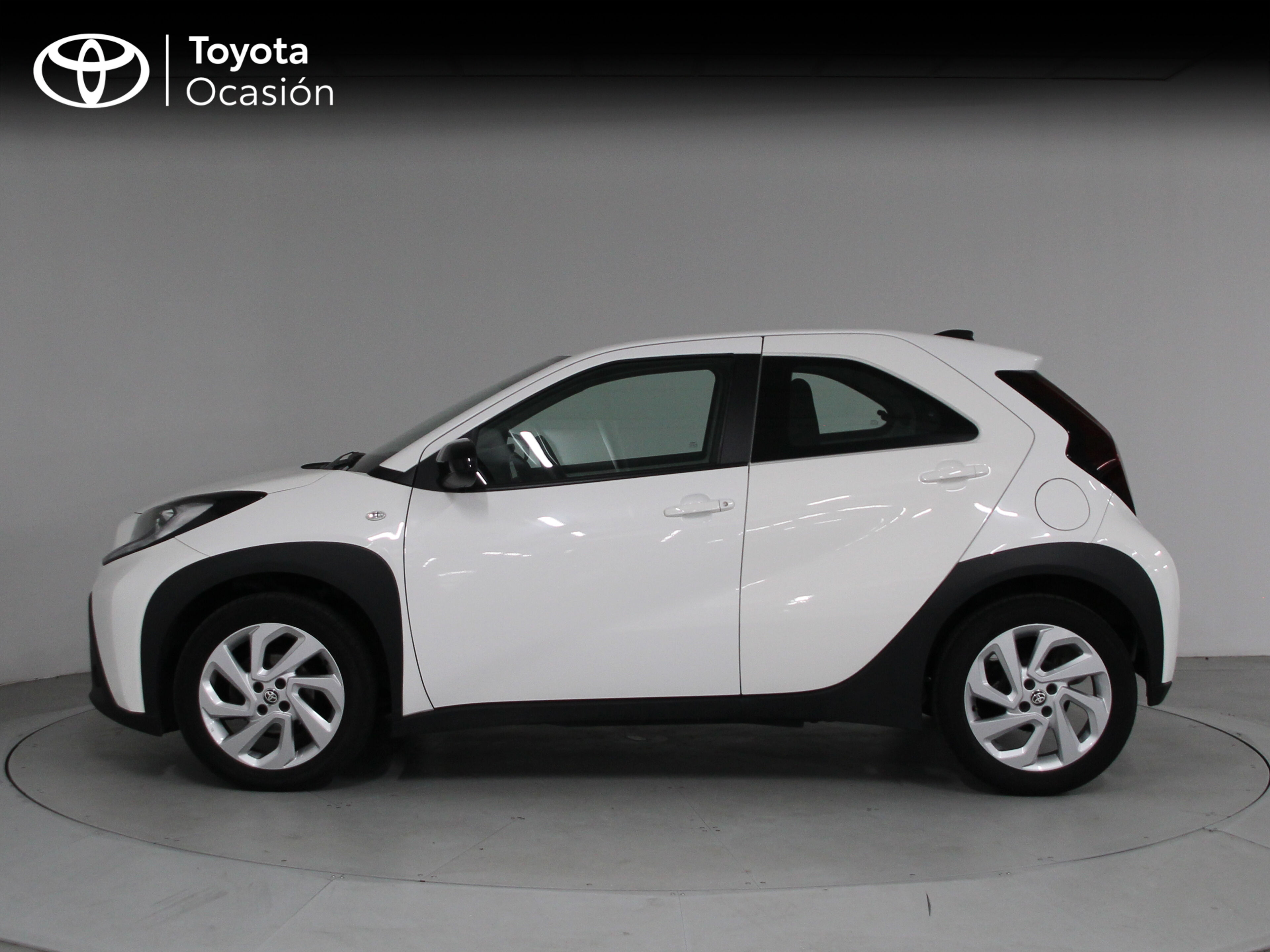 Foto del TOYOTA Aygo X Cross Play