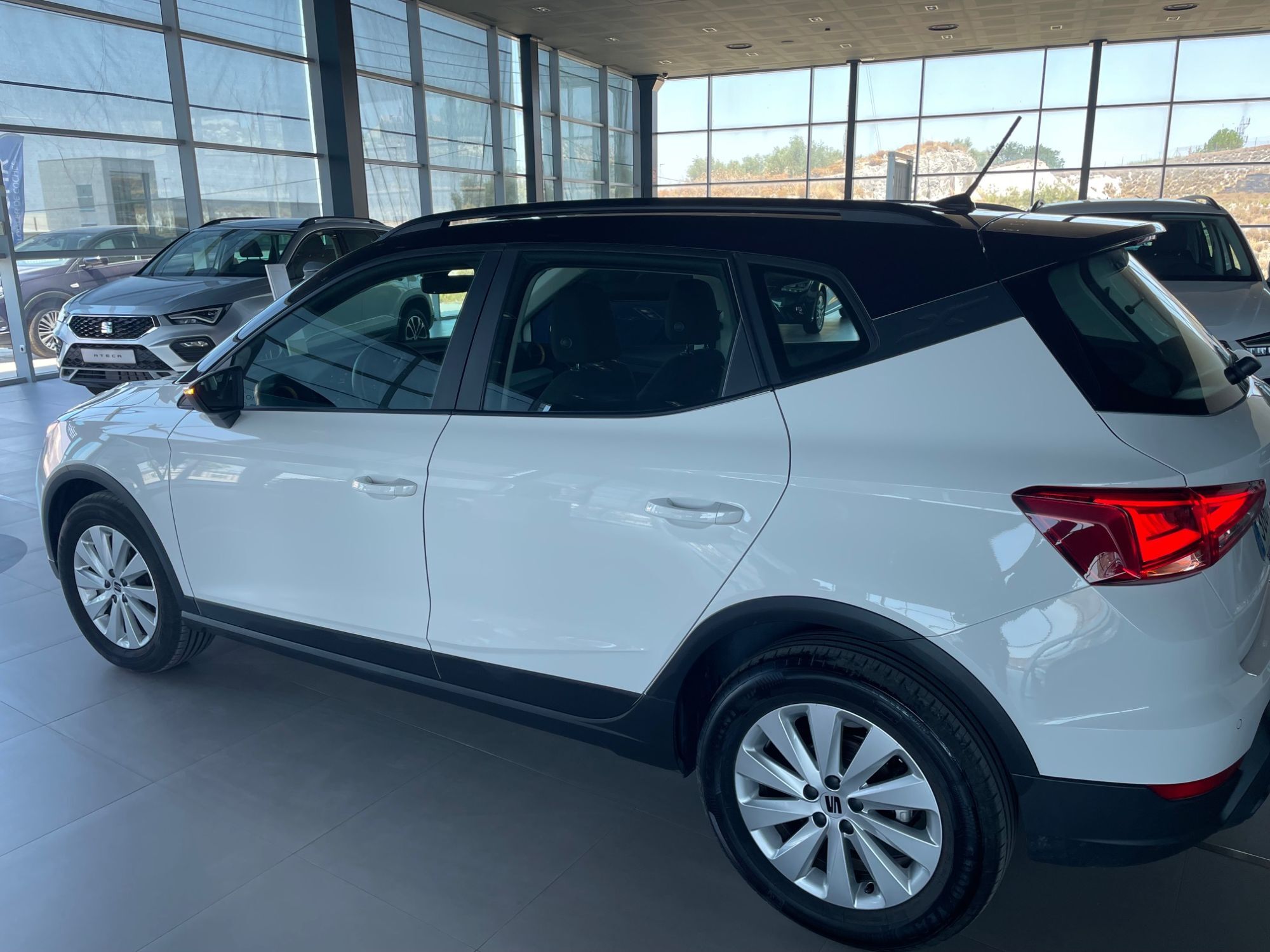 SEAT Arona (1.0 TSI S&S Style DSG7 XM 115) en Córdoba