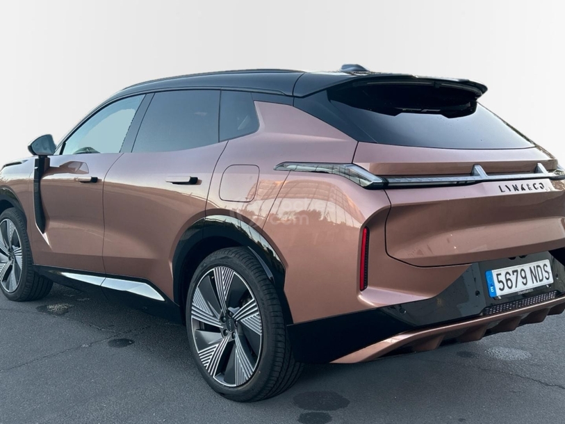 Foto del LYNK & CO 08 1.5 PHEV More