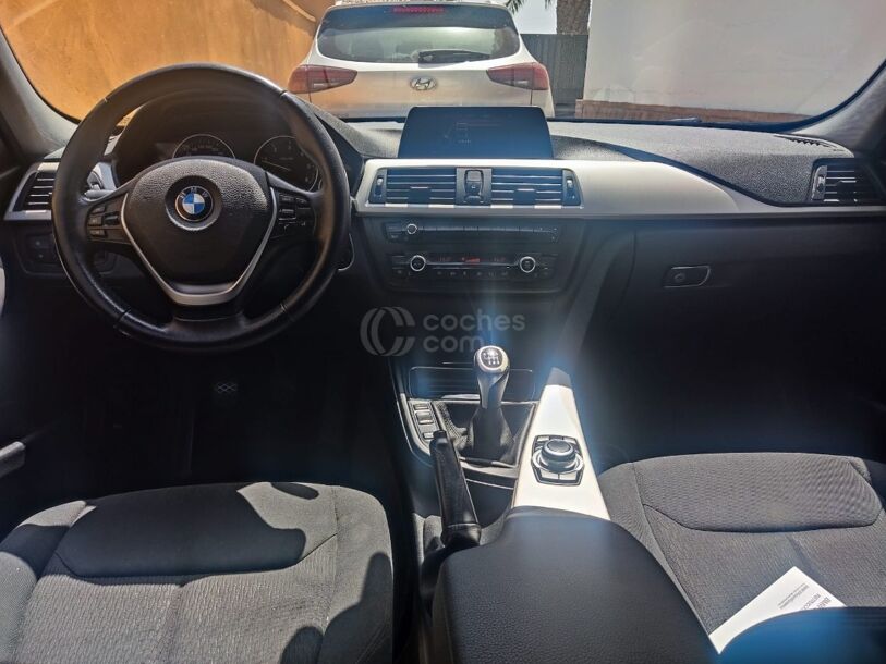 Foto del BMW Serie 3 318d Touring Modern (4.75)