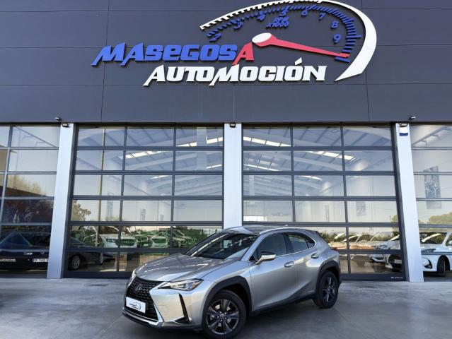 LEXUS UX (2.0 250H Business Navigation 184cv Hybrid) en Ciudad Real