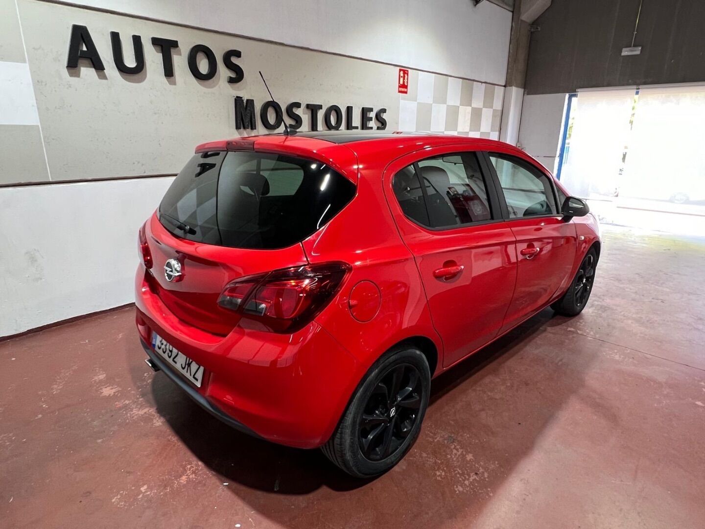 Foto del OPEL Corsa 1.4 Selective 90