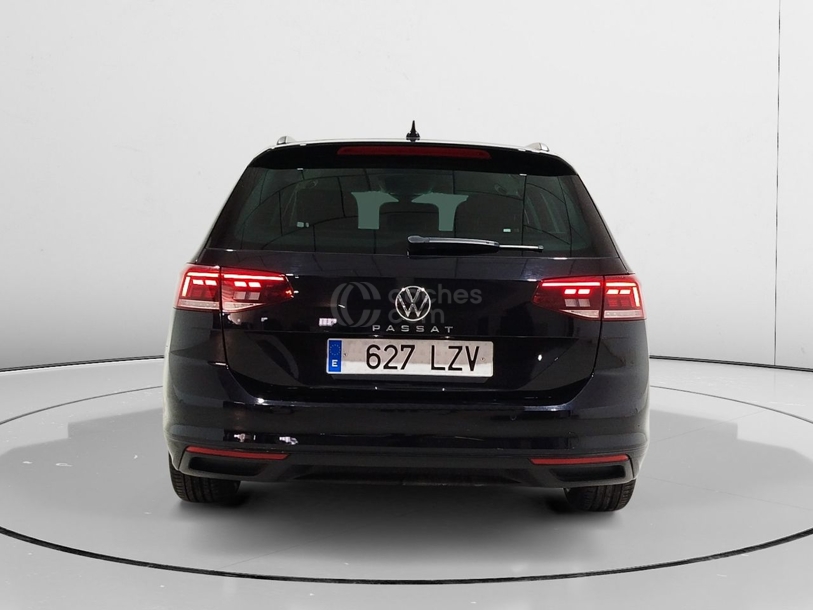 Foto del VOLKSWAGEN Passat Variant 1.5 TSI Business 110kW