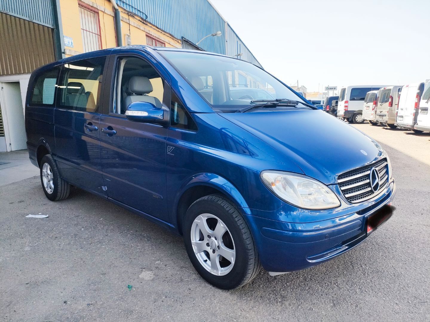 MERCEDES Viano (2.2CDI Fun Larga) en Sevilla