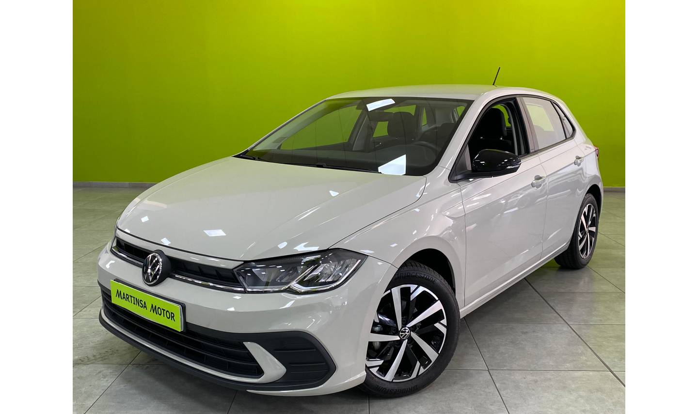 VOLKSWAGEN Polo (Life 1.0 TSI 95CV 1.0 TSI 95CV) en Málaga
