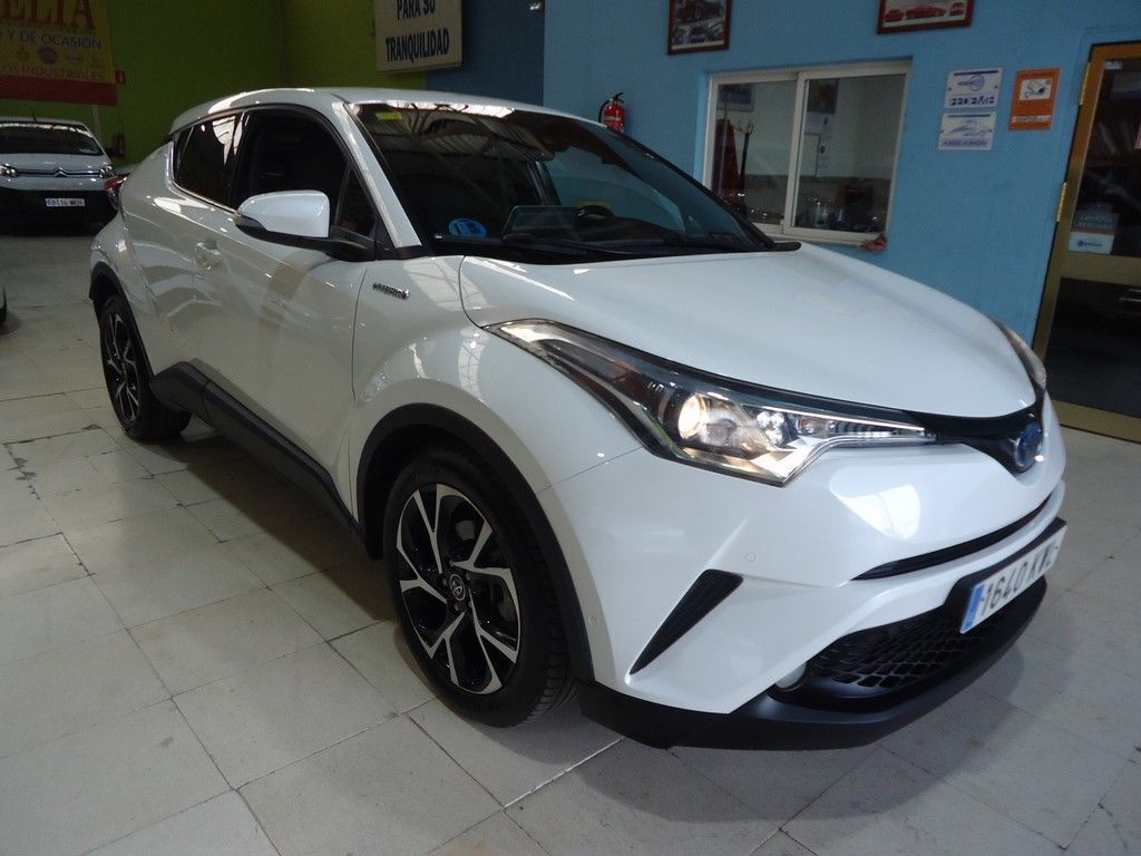 TOYOTA C-HR (125H Advance) en Sevilla
