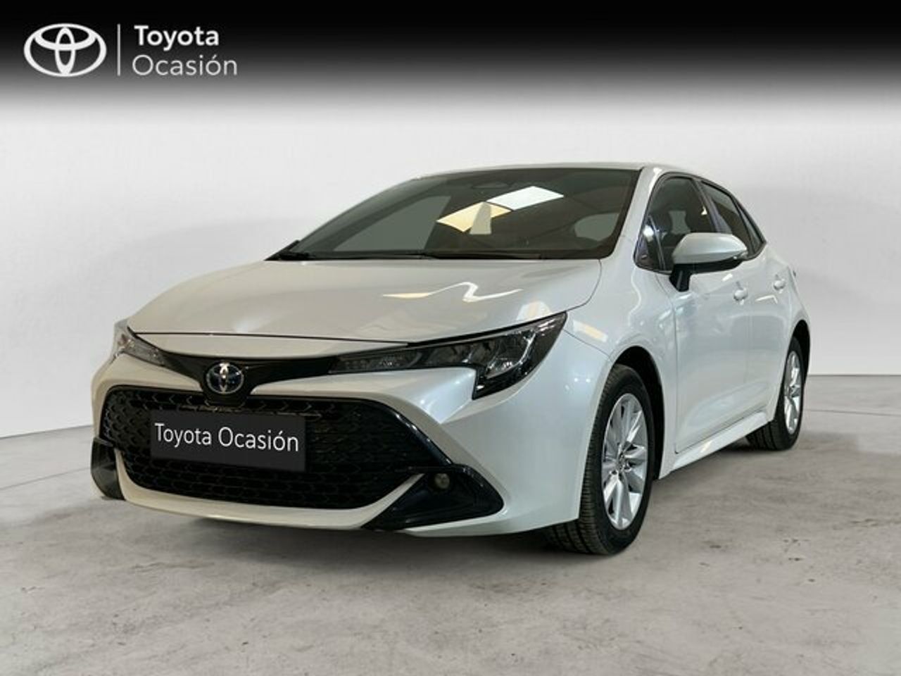 TOYOTA Corolla (5 puertas Active Plus 140H e-CVT) en Valencia