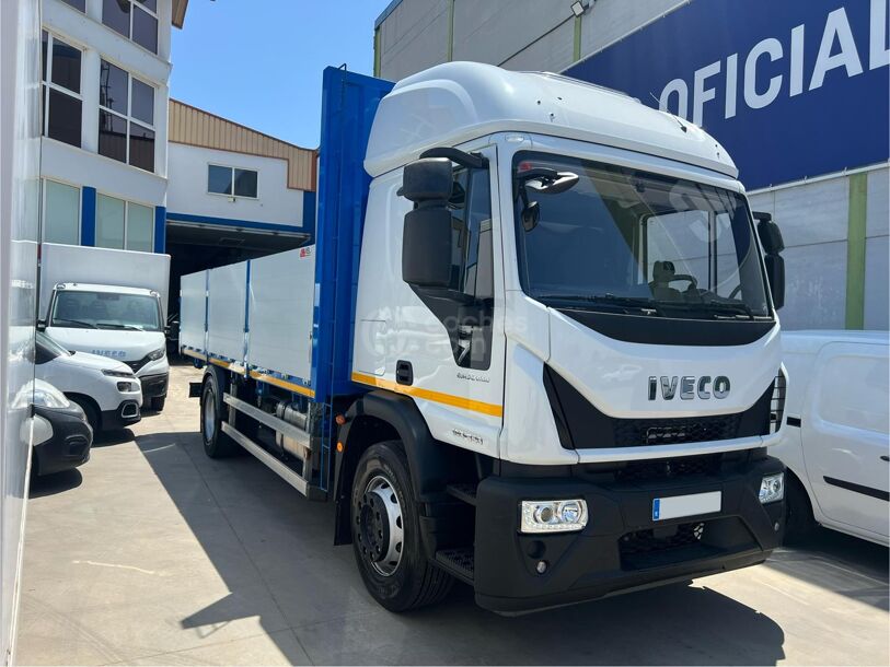 Foto del IVECO Daily Chasis Cabina 35C16 3000 156