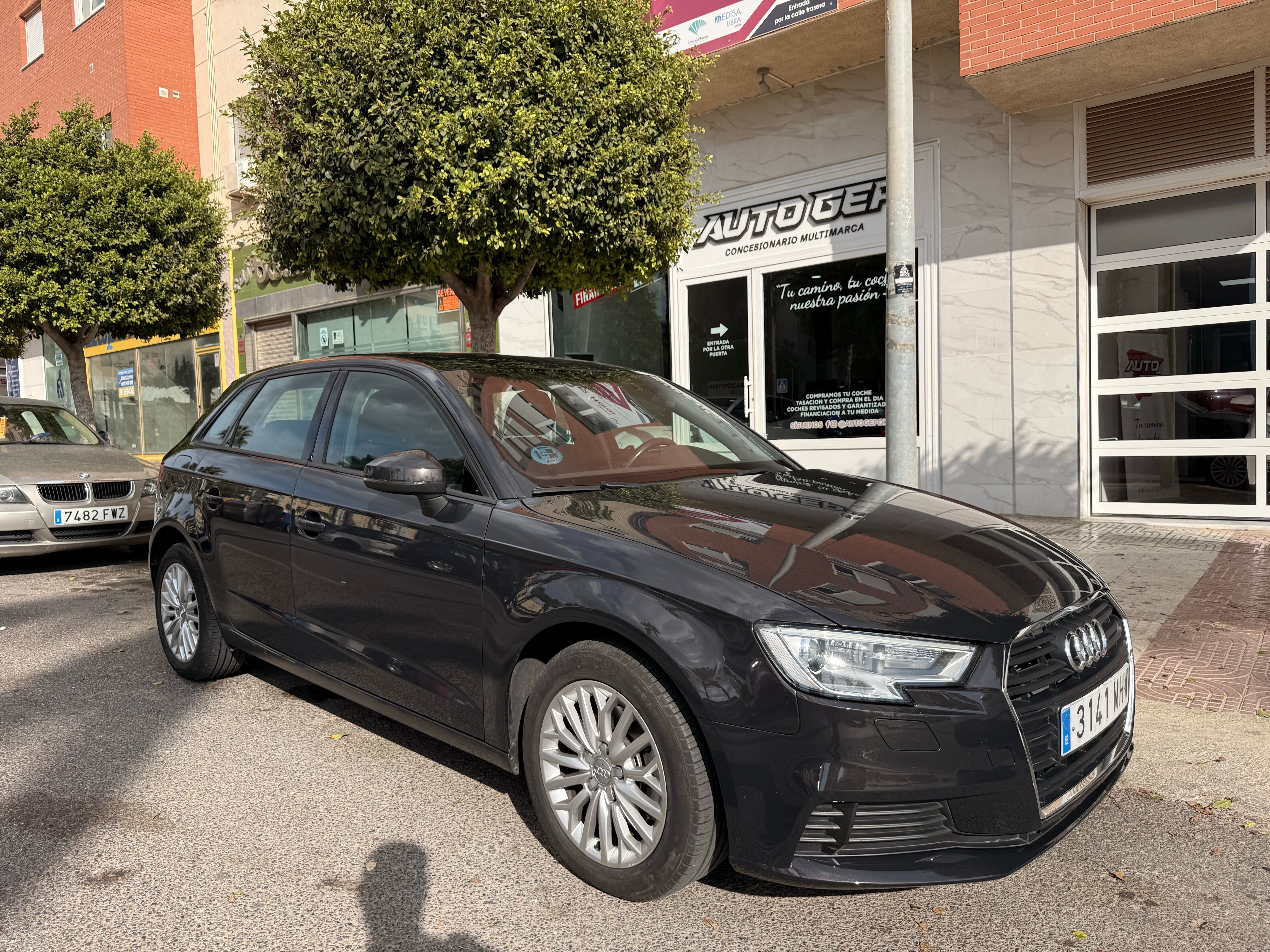 AUDI A3 (1.6 TDI 85kW (116CV) Sportback) en Almería
