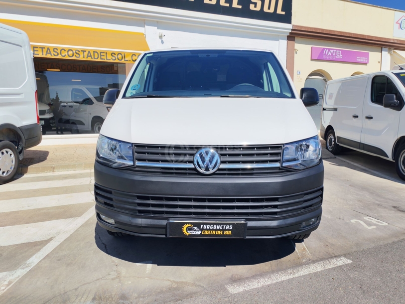 Foto del VOLKSWAGEN Transporter Furgón 2.0TDI SCR BMT Largo 75kW