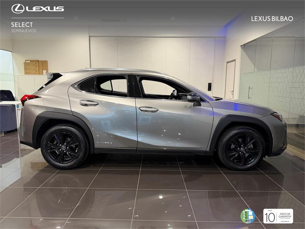 Foto del LEXUS UX 250h Business 4WD
