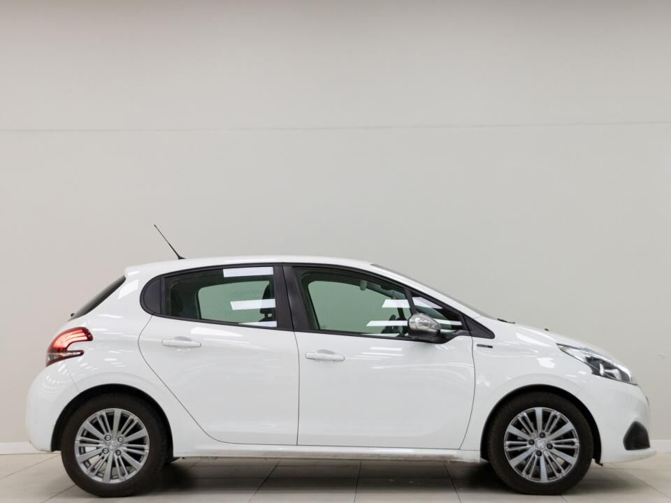 Foto del PEUGEOT 208 1.5 BlueHDi S&S Active 100
