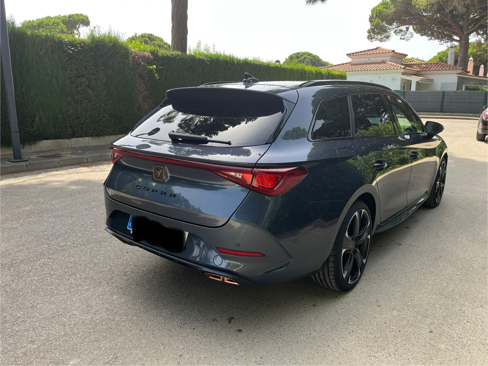 Foto del CUPRA León Sportstourer 1.4 TSI VZ E HYBRID DSG 245