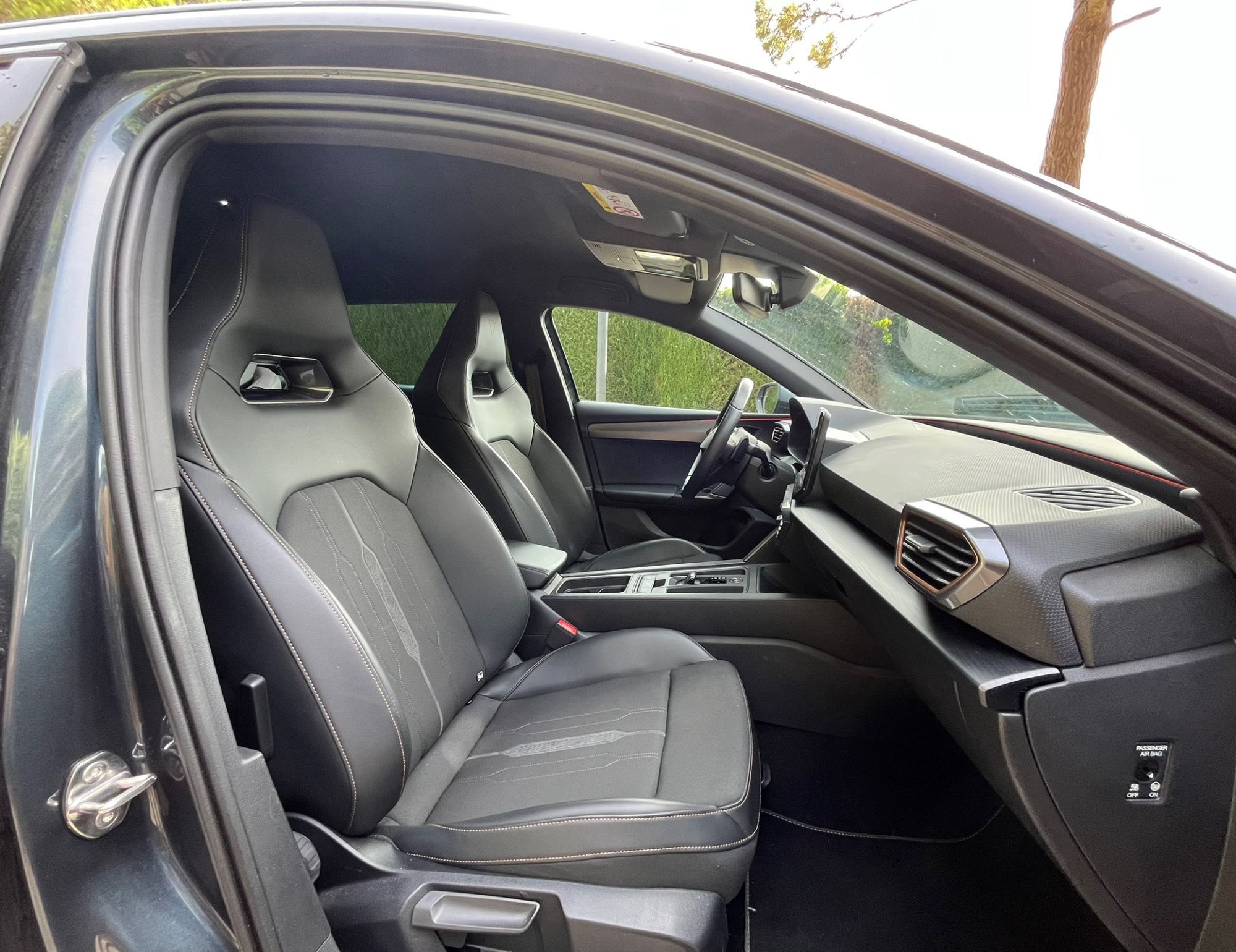 Foto del CUPRA León Sportstourer 1.4 TSI VZ E HYBRID DSG 245