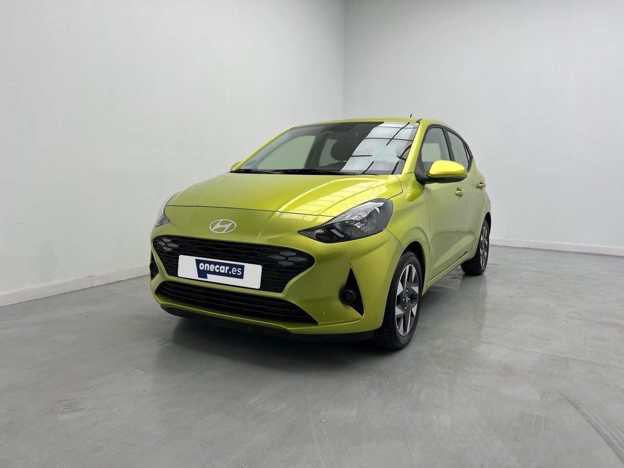 HYUNDAI i10 (1.0 KLASS 67CV 5P) en Málaga