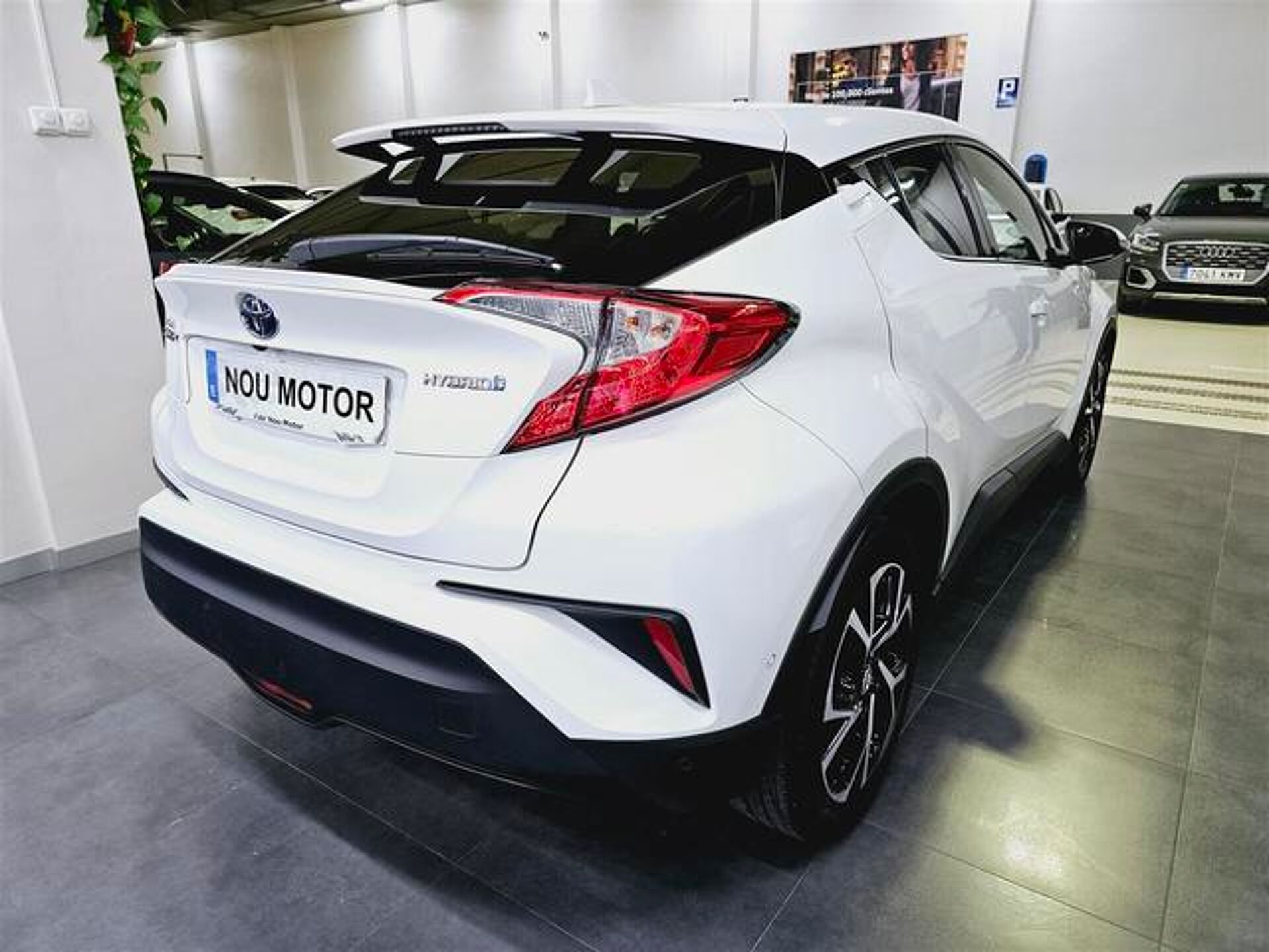 Imagen 3 de TOYOTA C-HR