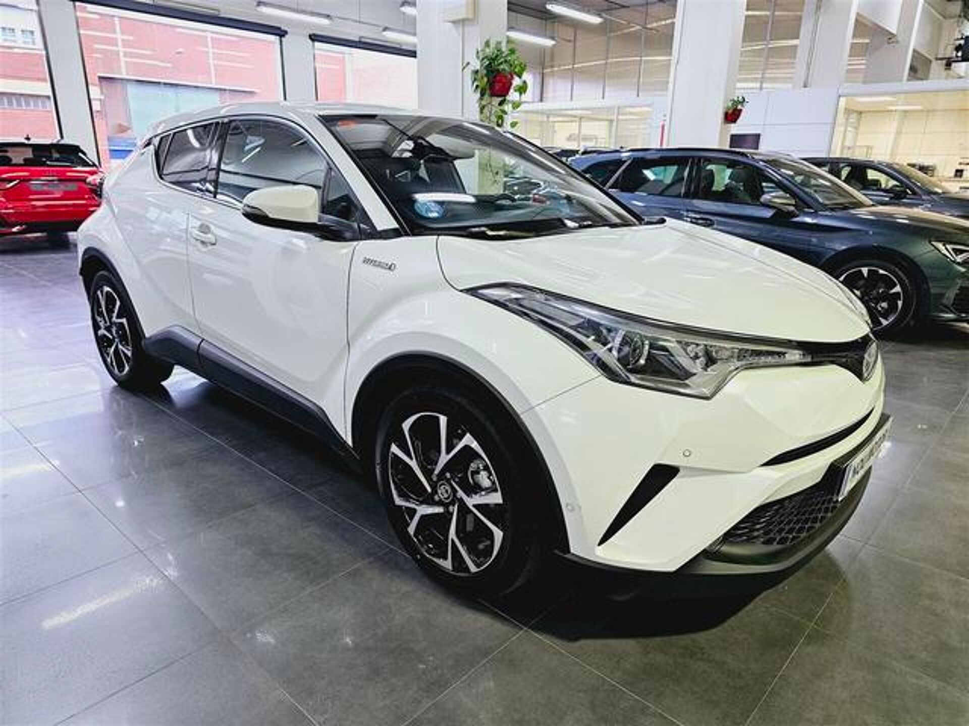 Imagen 2 de TOYOTA C-HR