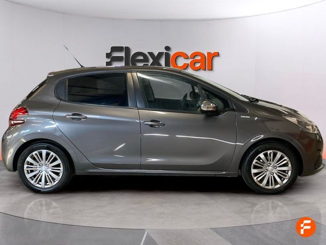 Foto del PEUGEOT 208 1.2 PureTech Style 82
