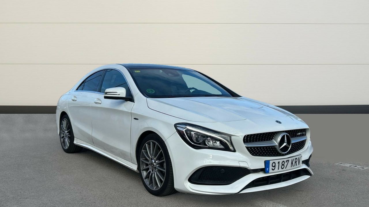 MERCEDES Clase CLA (1.6 CLA 200 156 4P AMG LINE) en Madrid
