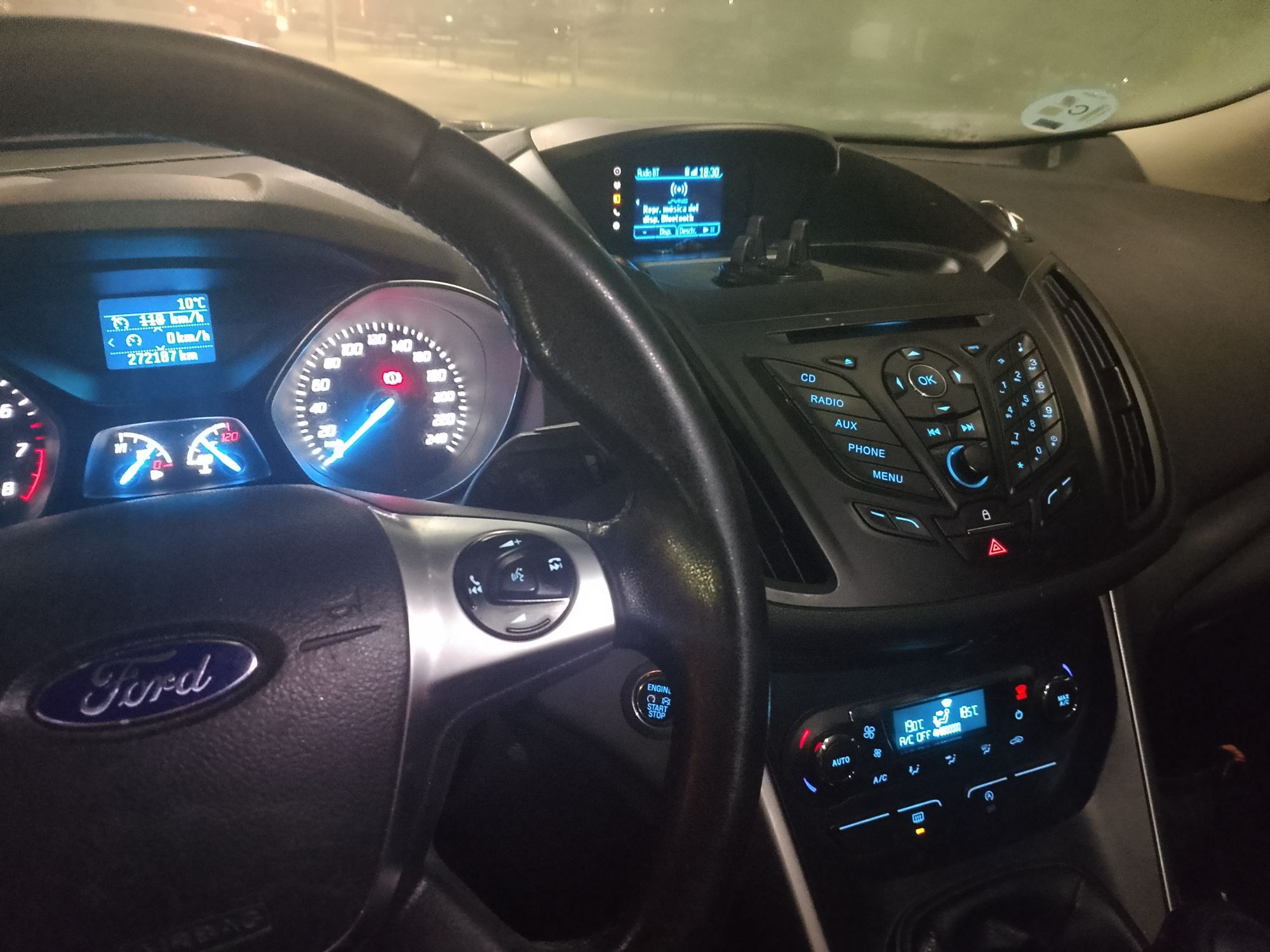 Foto del FORD Kuga 1.6 EcoB. Auto-S&S Titanium 4x2 150