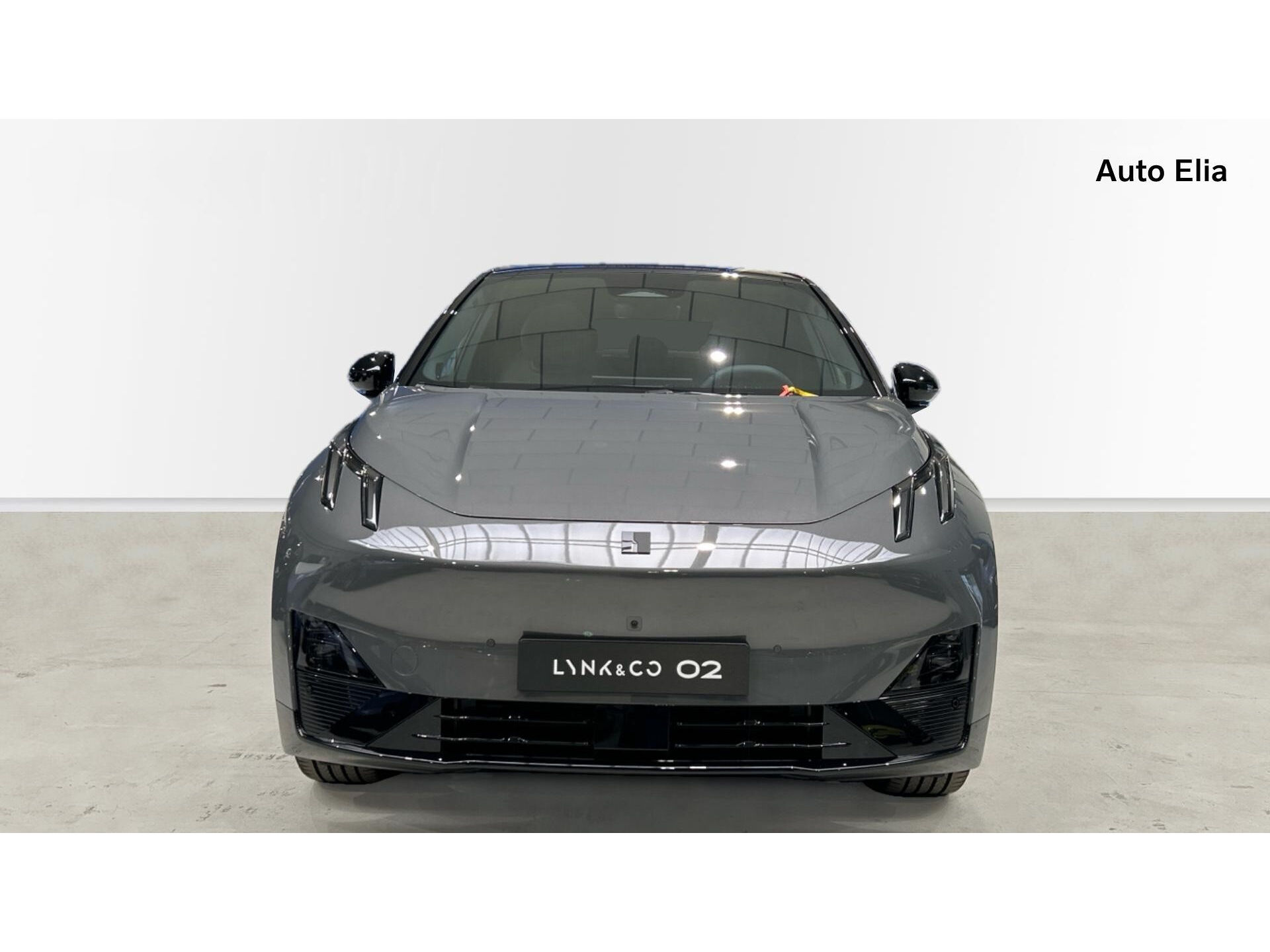 Imagen 3 de LYNK & CO 02