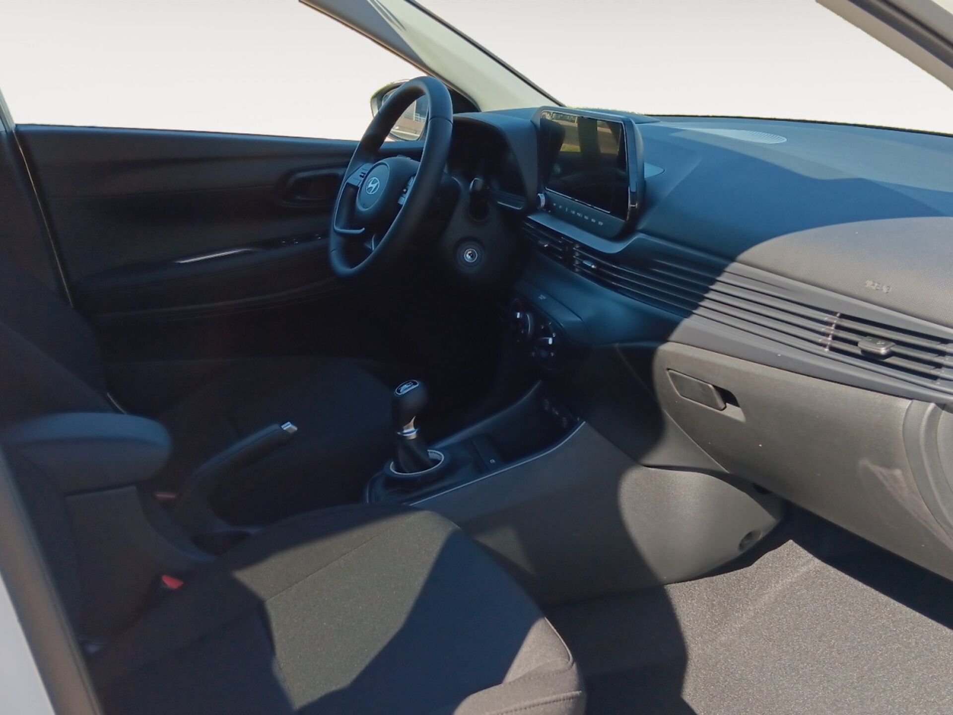 Imagen 3 de HYUNDAI i20