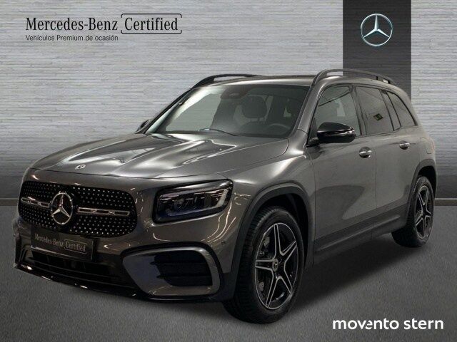 MERCEDES Clase GLB (200 120 kW (163 CV)) en Barcelona