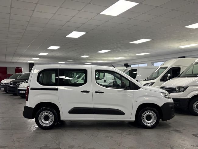 Foto del CITROEN Berlingo BlueHDi S&S Talla M Live 100