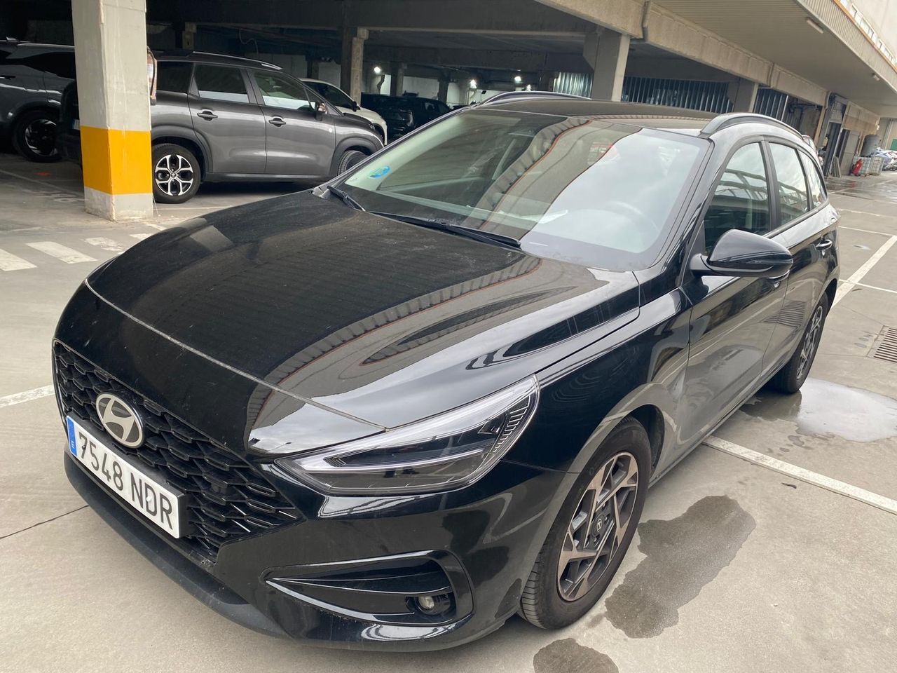 HYUNDAI i30 (1.0 TGDI 48V Klass) en Madrid